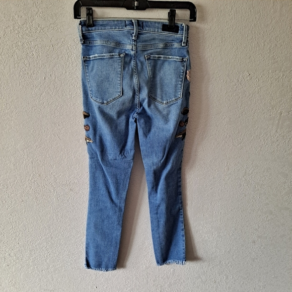 Abercrombie & Fitch embroidered high waisted jeans - Picture 6 of 6